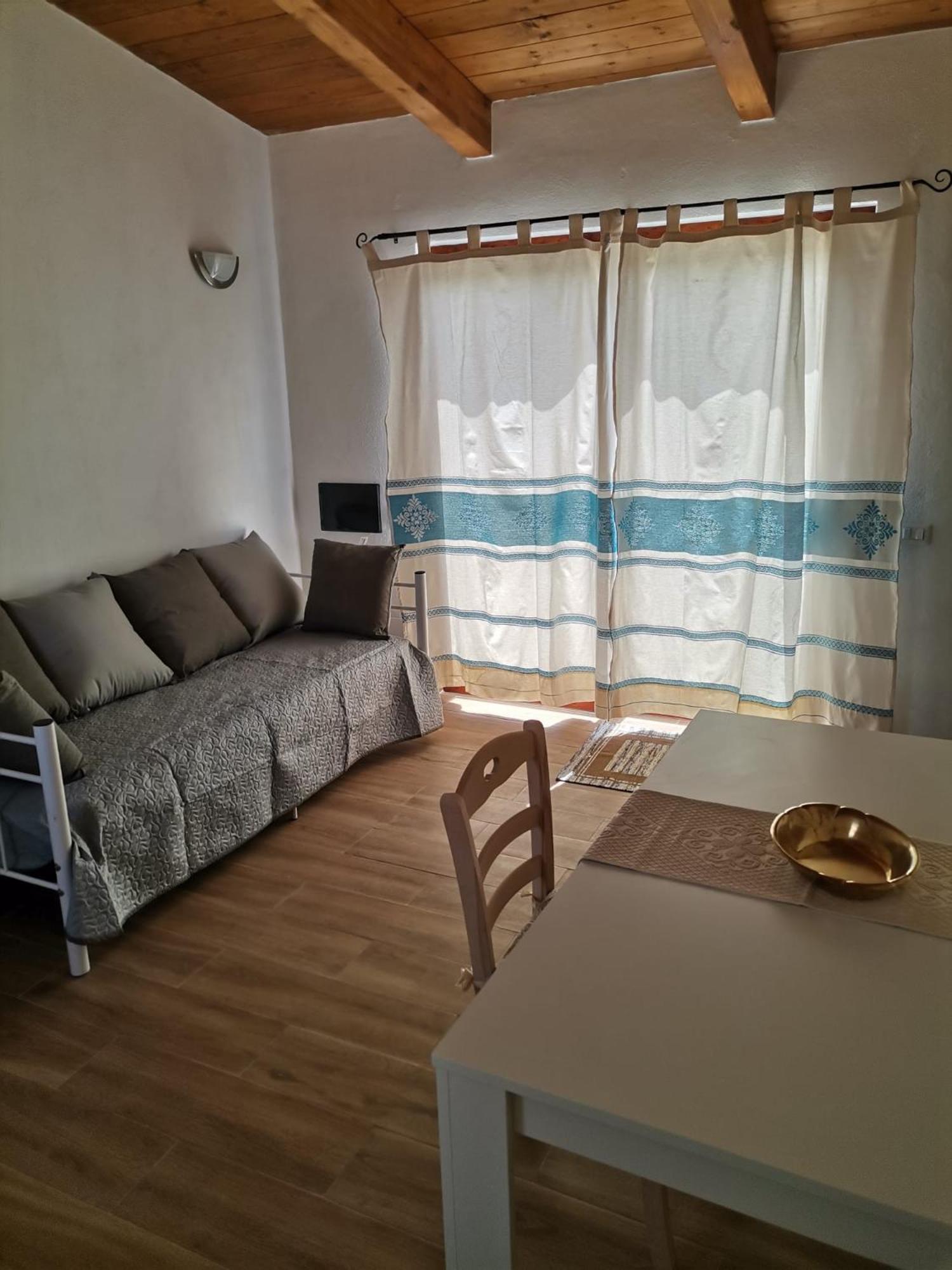 Agriturismo B&B Domo De Resteblas Berchidda Eksteriør bilde